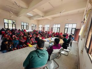 पुन्हाना में खसरा बीमारी से मुक्त के लिए शिक्षा, स्वास्थ्य, महिला व बाल विकास विभाग के अधिकारियों की बैठक -पुन्हाना के सामुदायिक स्वास्थ्य केंद्र सभागार में आयोजित हुई बैठक